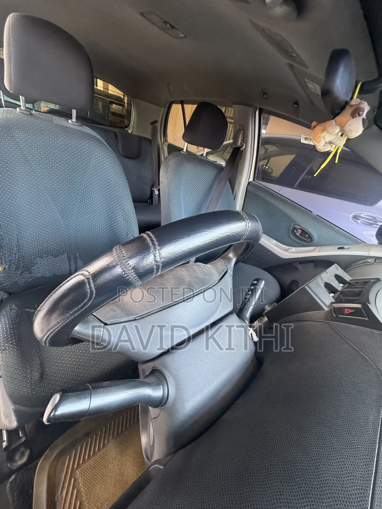 Toyota Vitz 1.3 FWD 5dr 2005 Silver