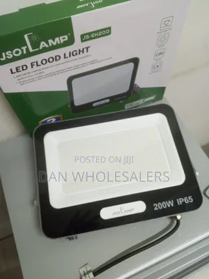 200W LED Flood Light IP65 Rated for Garden and Stadium