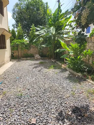 8bdrm Block of Flats in Mtambo for sale