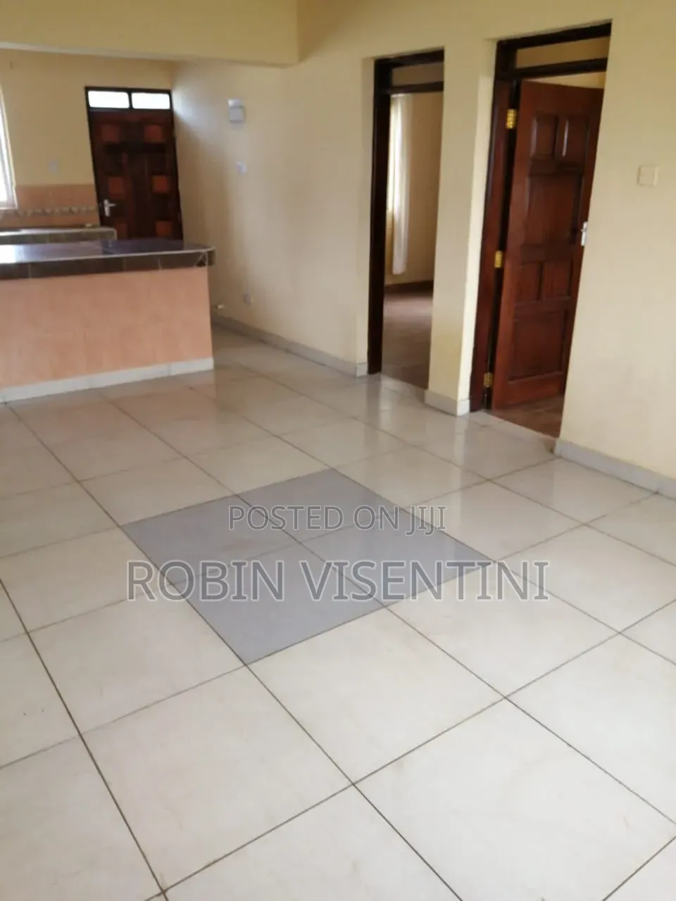 8bdrm Block of Flats in Mtambo for sale