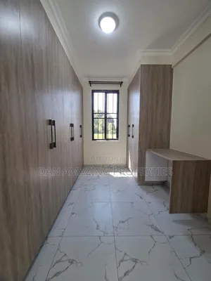 5bdrm Maisonette in Kamangu, Nderi for rent