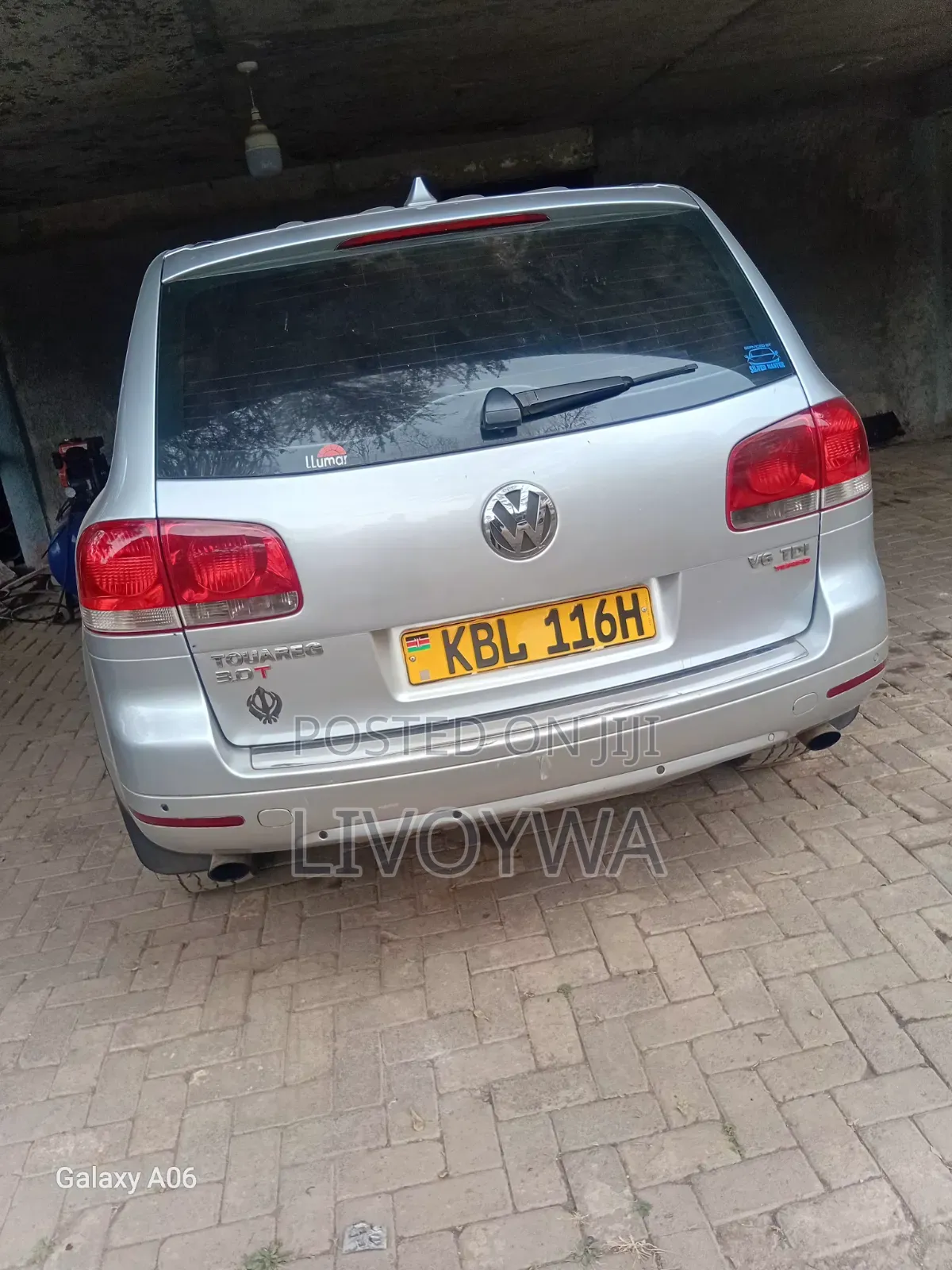 Volkswagen Touareg 2016 Silver