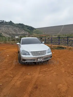 Toyota Crown 2006 Silver