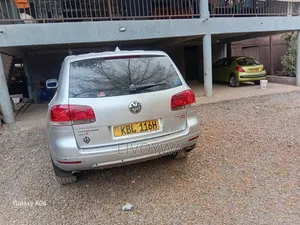 Volkswagen Touareg 2016 Silver