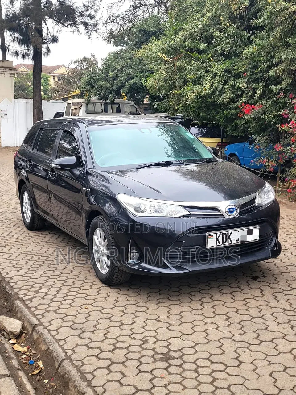 Toyota Corolla Fielder 2016 Black