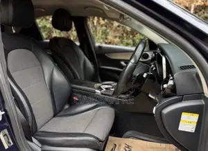 Mercedes-Benz C180 2015 Blue