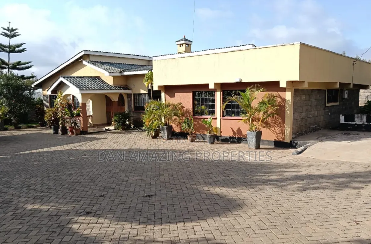 6bdrm Bungalow in Ngong On 1/4 Acre, Oluulua for rent