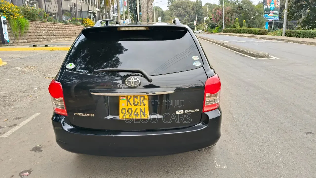 Toyota Corolla Fielder 2011 Black