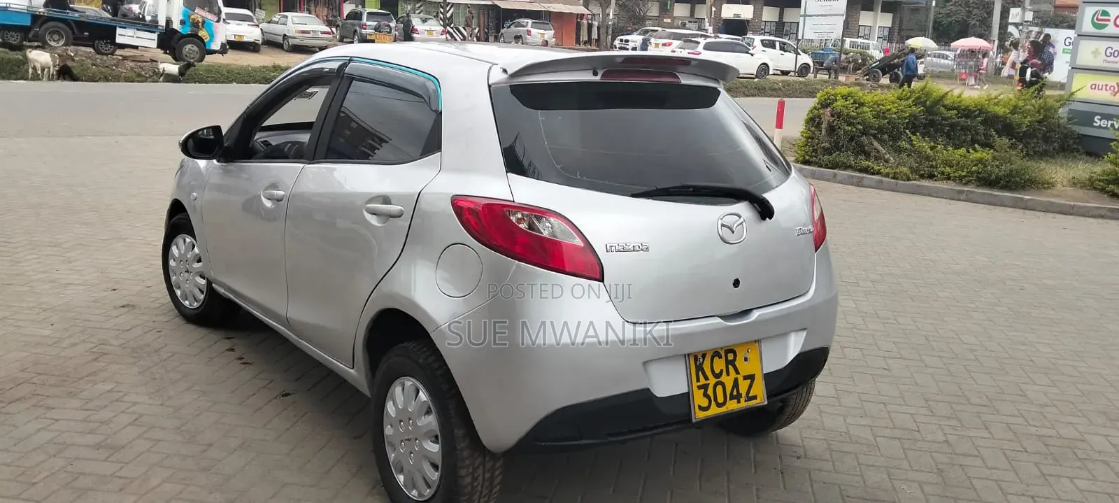Mazda Demio 2012 Silver