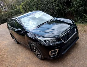 Subaru Forester Premium AWD 2019 Black
