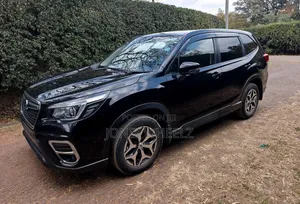 Subaru Forester Premium AWD 2019 Black