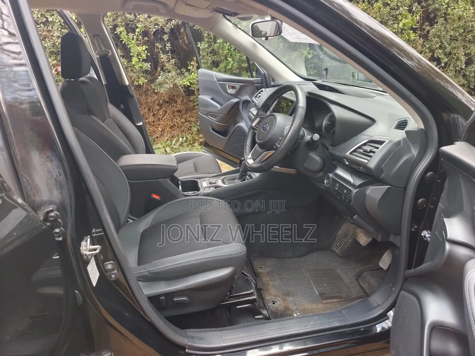 Subaru Forester Premium AWD 2019 Black