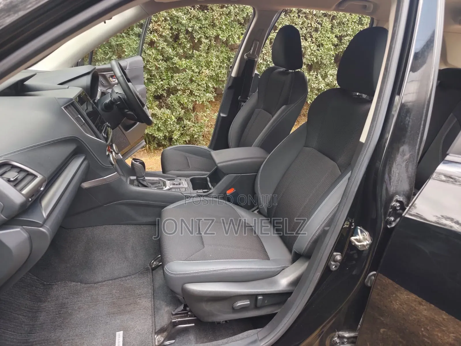 Subaru Forester Premium AWD 2019 Black