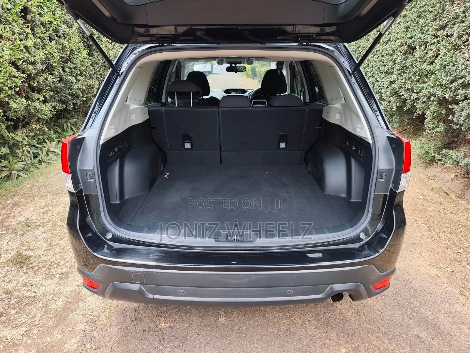 Subaru Forester Premium AWD 2019 Black