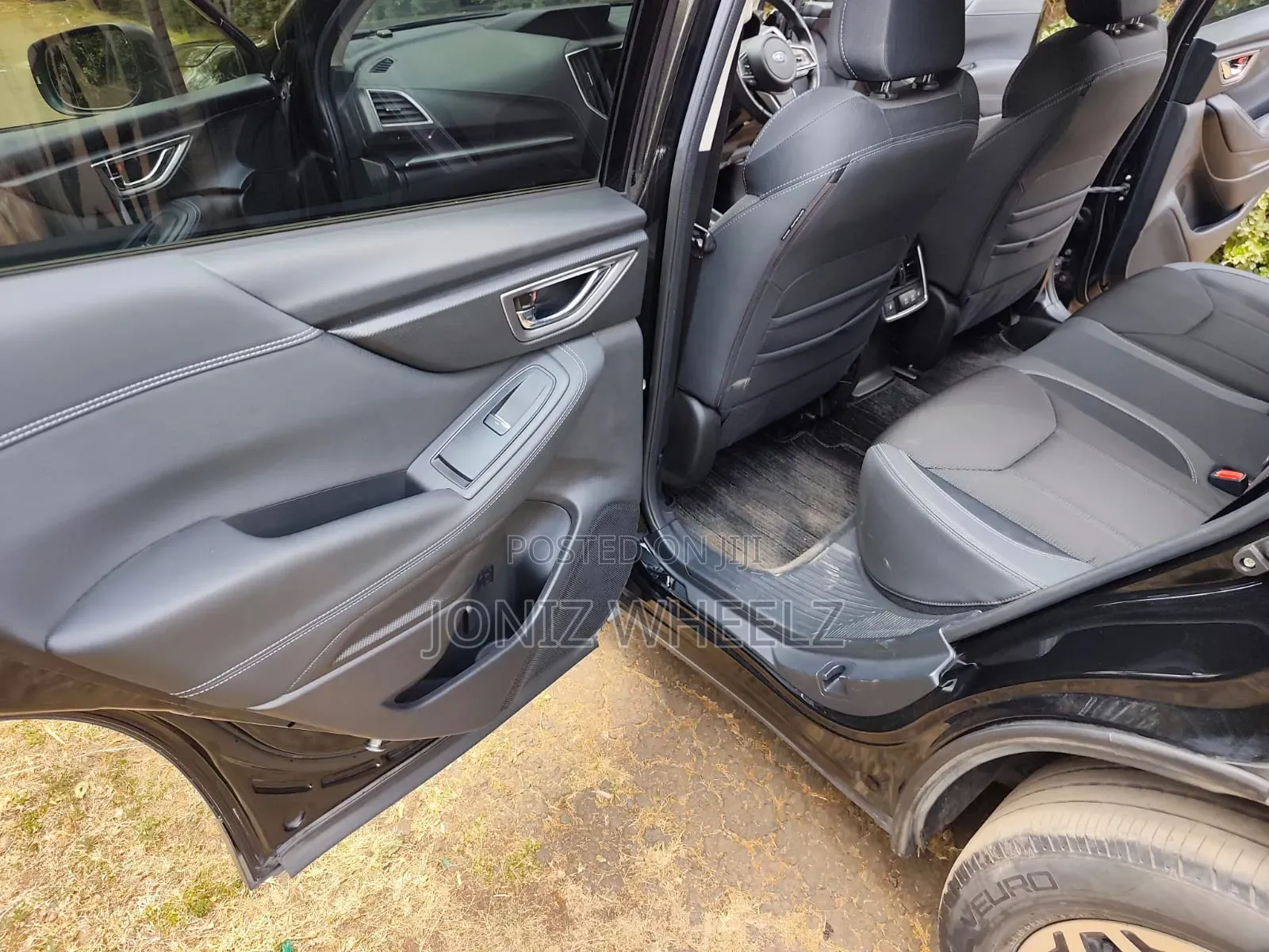 Subaru Forester Premium AWD 2019 Black