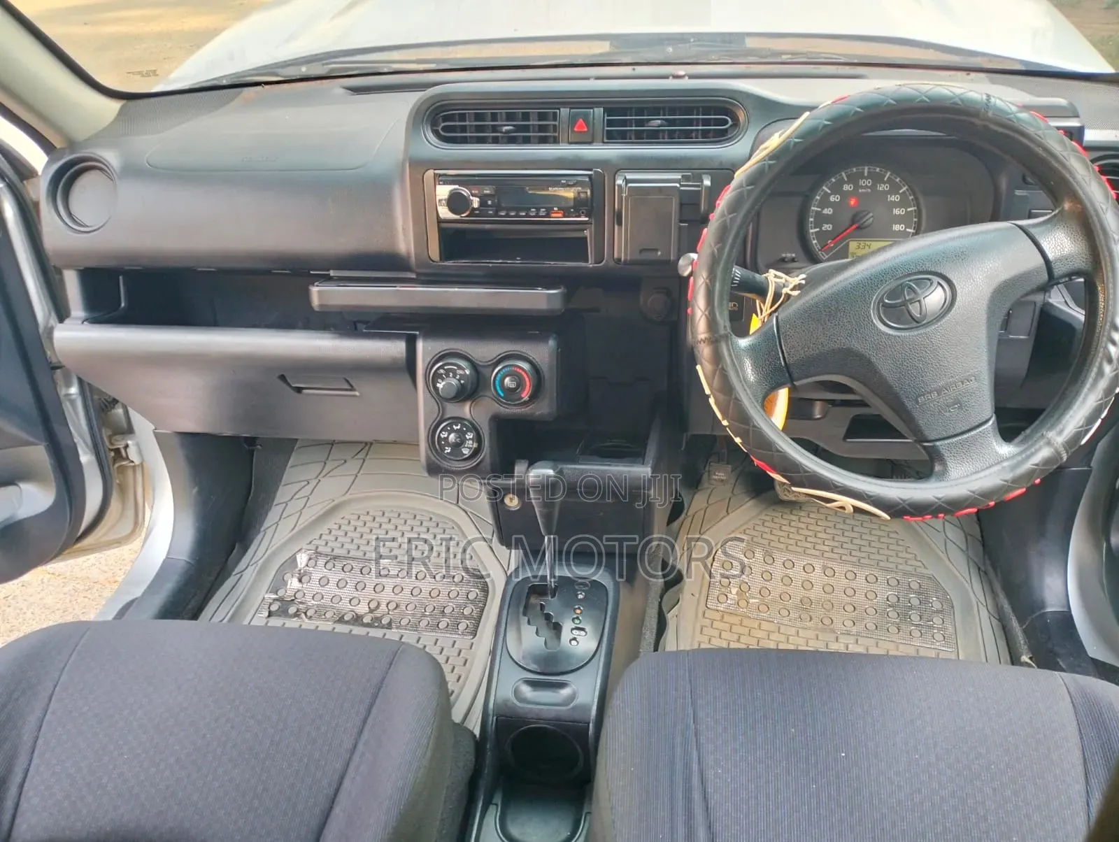 Toyota Probox 2017 Silver
