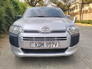 Toyota Probox 2017 Silver