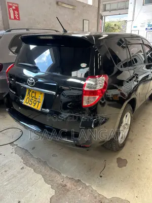Toyota Vanguard 2010 Black