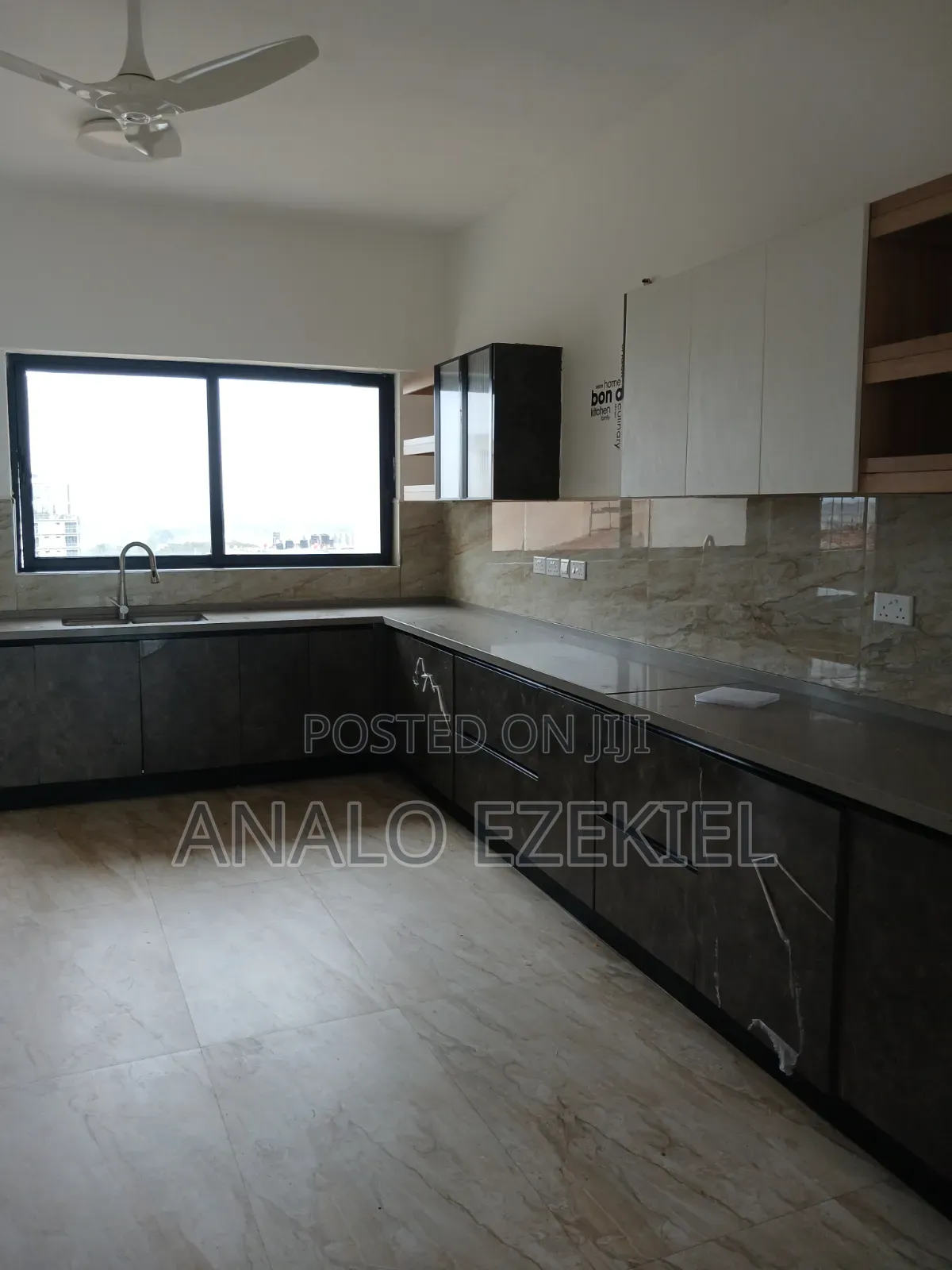 3bdrm Apartment in Kizingo for rent