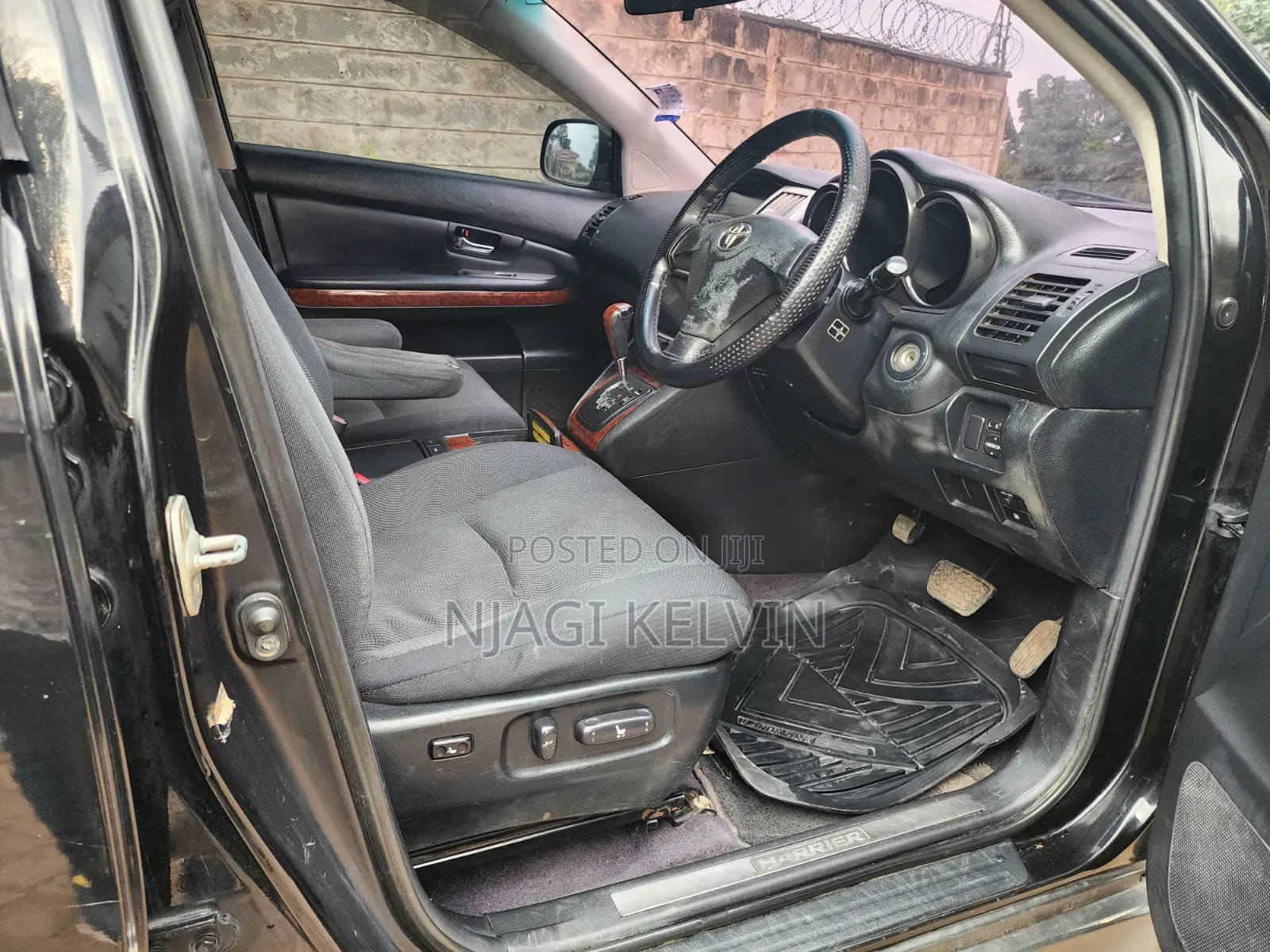 Toyota Harrier 2.4 2010 Matt Black