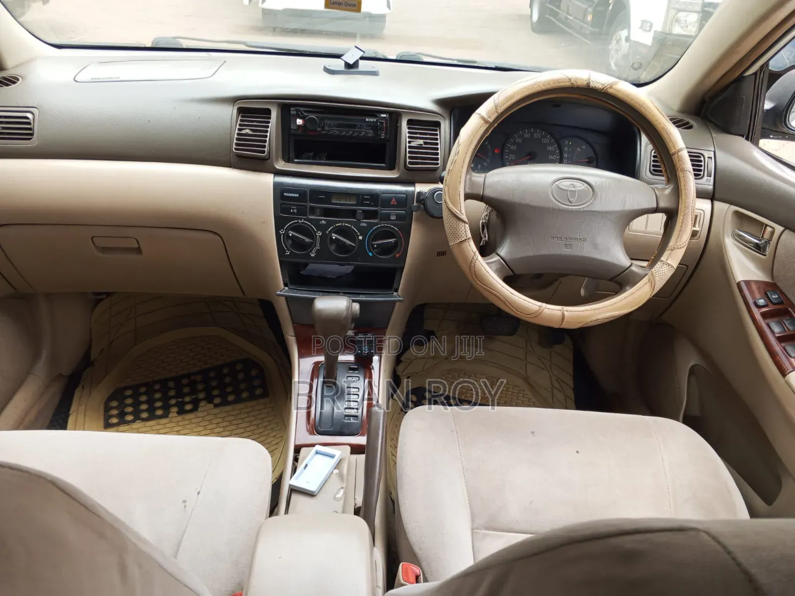 Toyota Corolla 2002 White