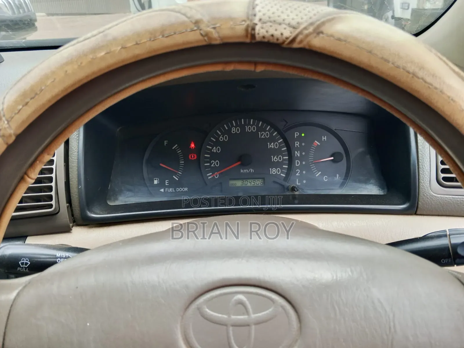 Toyota Corolla 2002 White