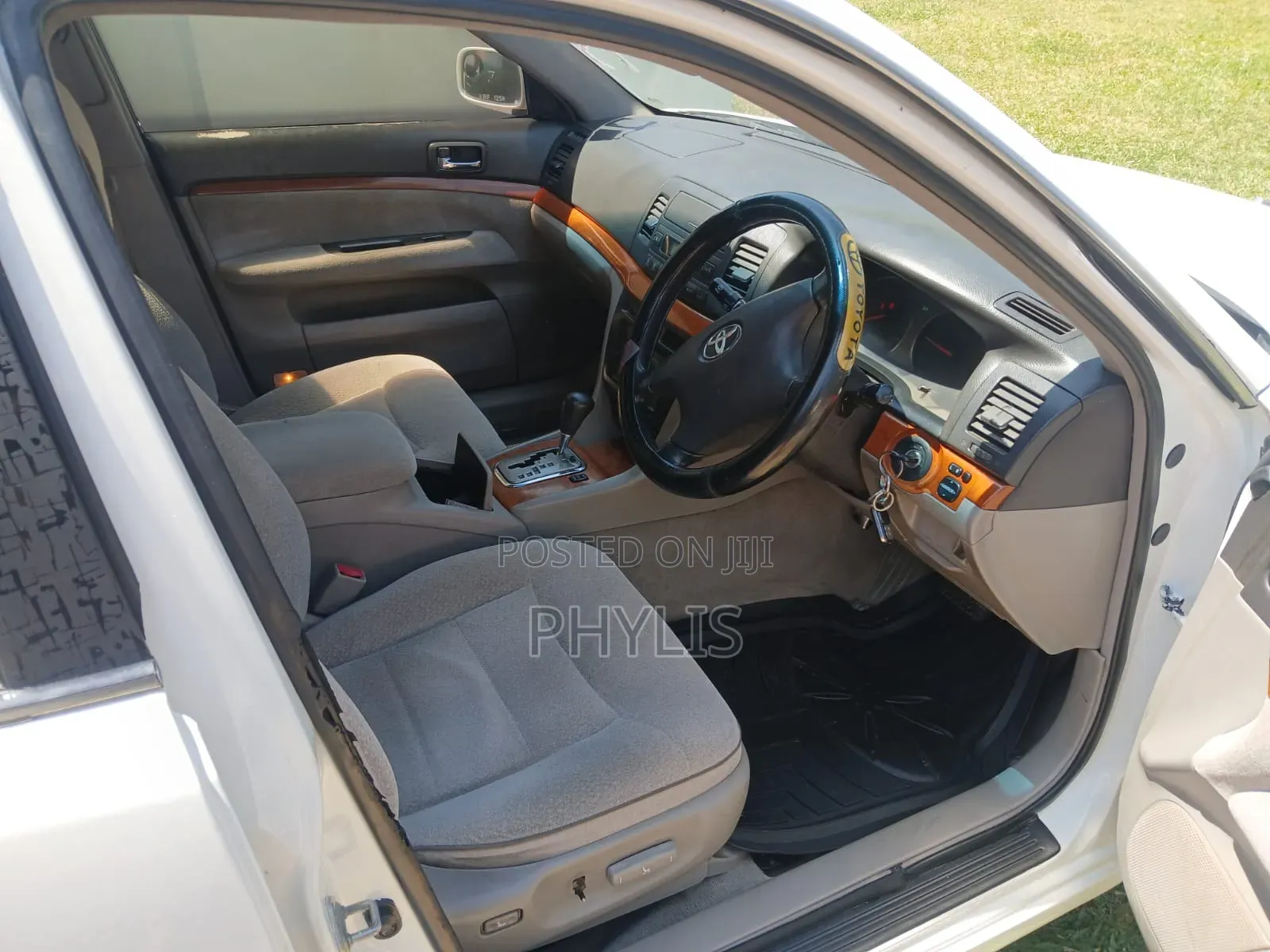 Toyota Mark II 2001 White