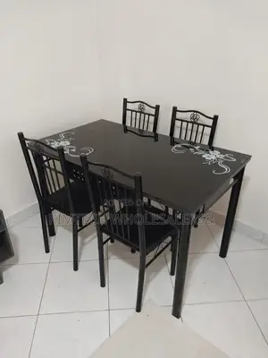 Executive 4 Sitter Dinning Table