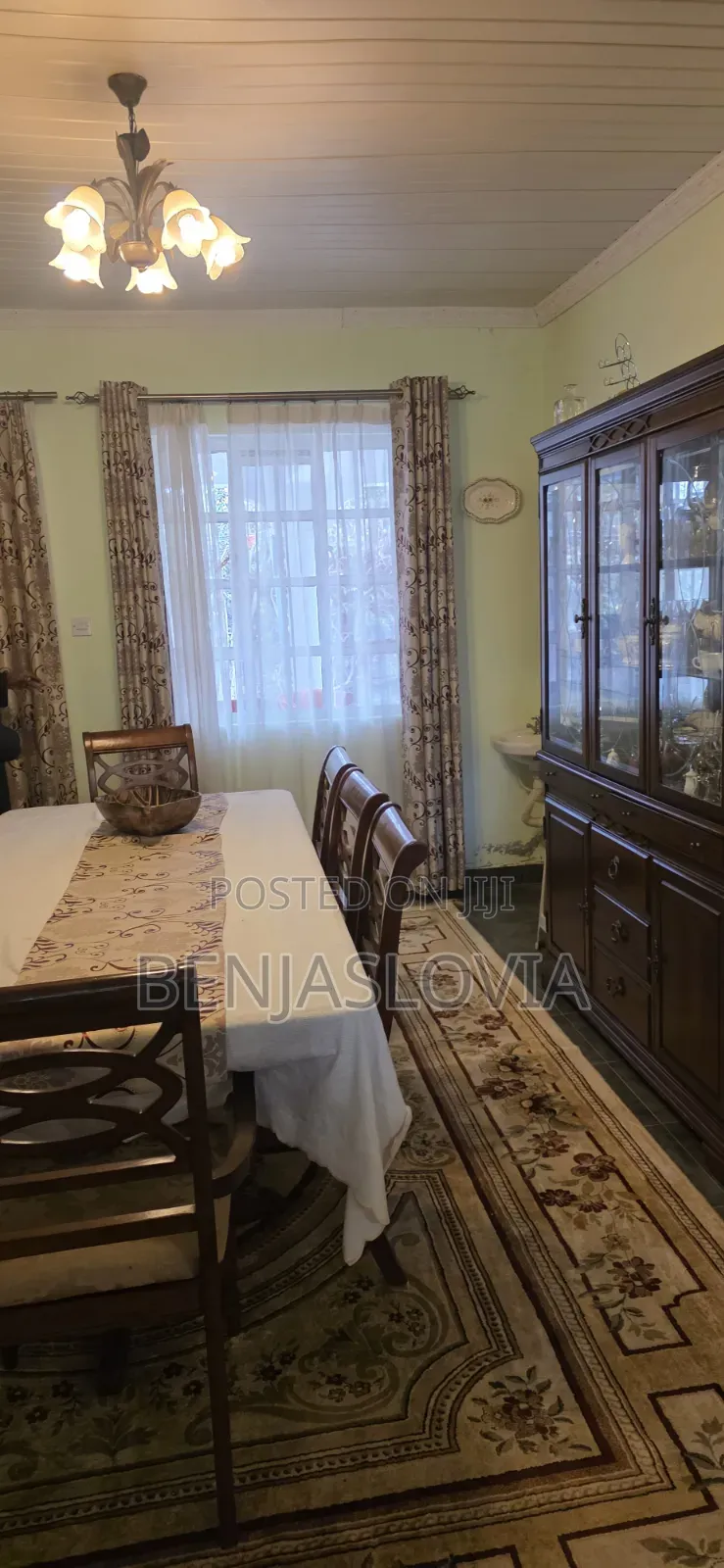 Furnished 5bdrm House in Komarock for sale