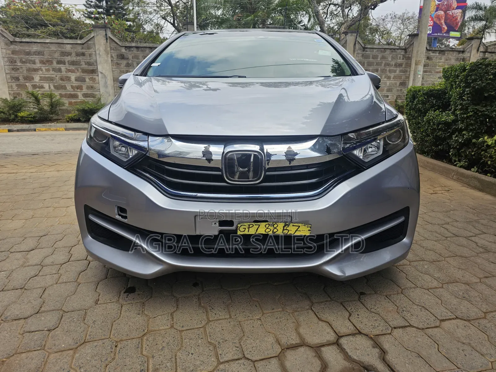 Honda Fit Shuttle 2019 Silver
