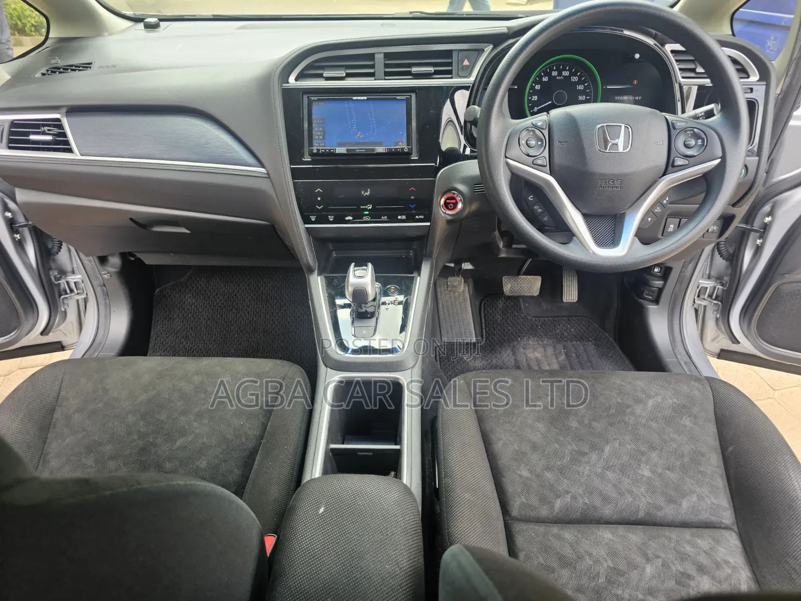 Honda Fit Shuttle 2019 Silver