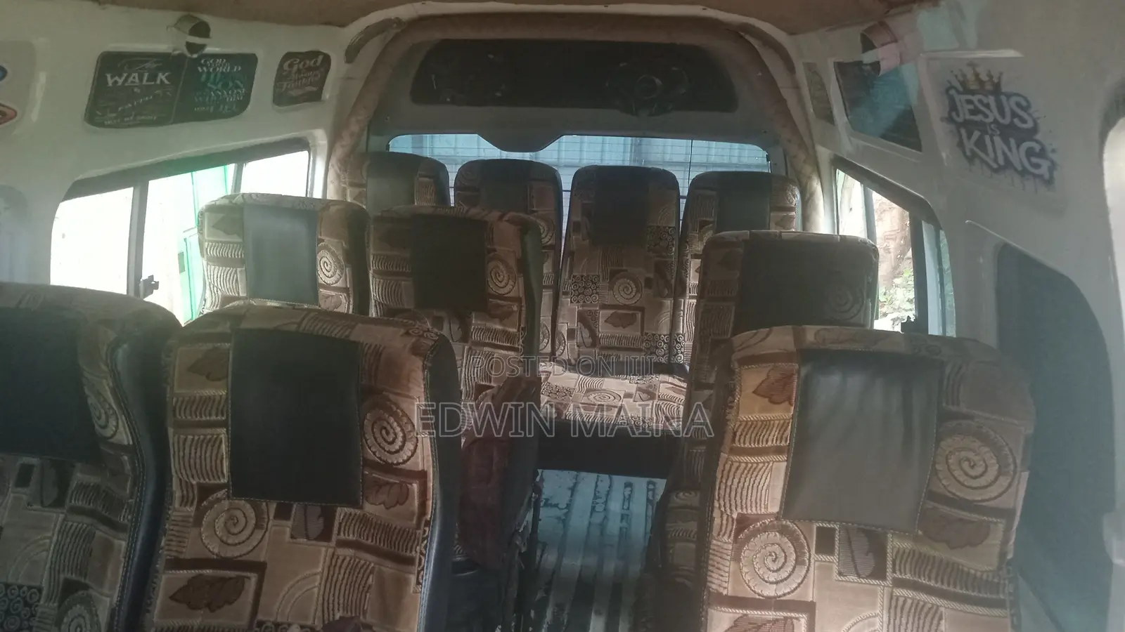 Toyota HiAce 2014 White