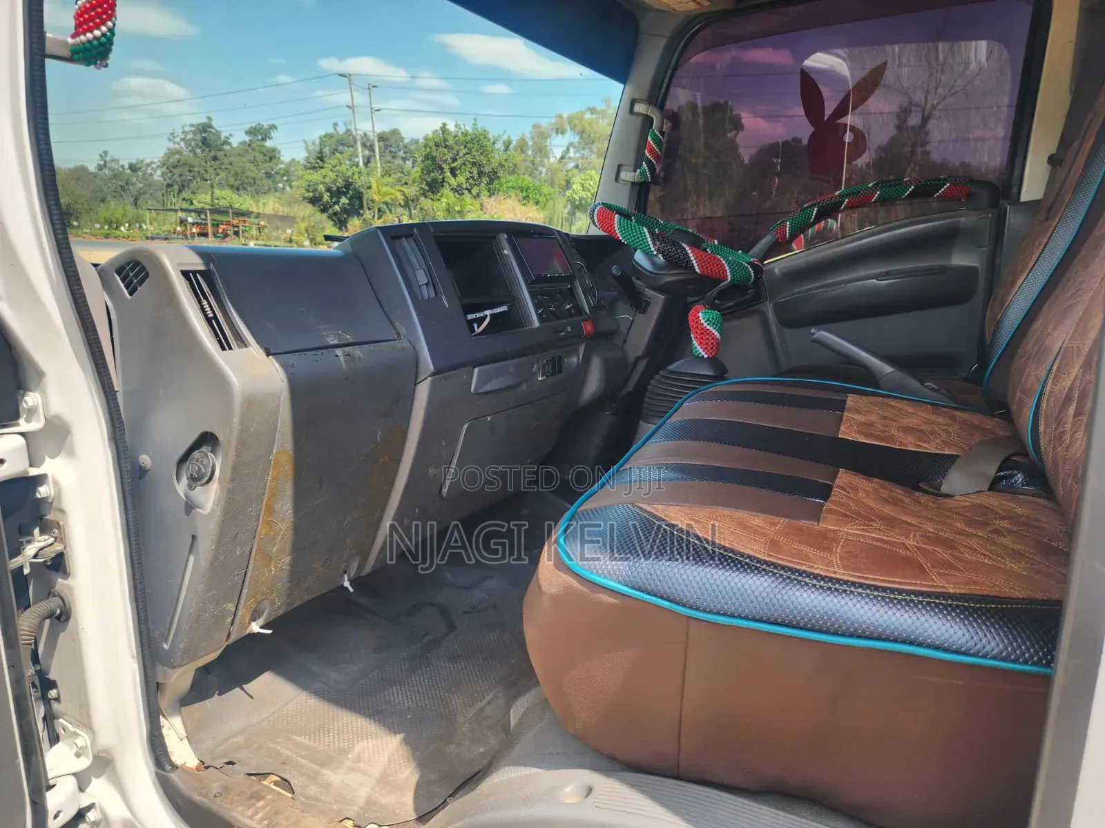 Open Body Isuzu NMR