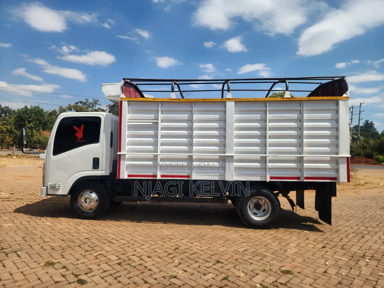 Open Body Isuzu NMR