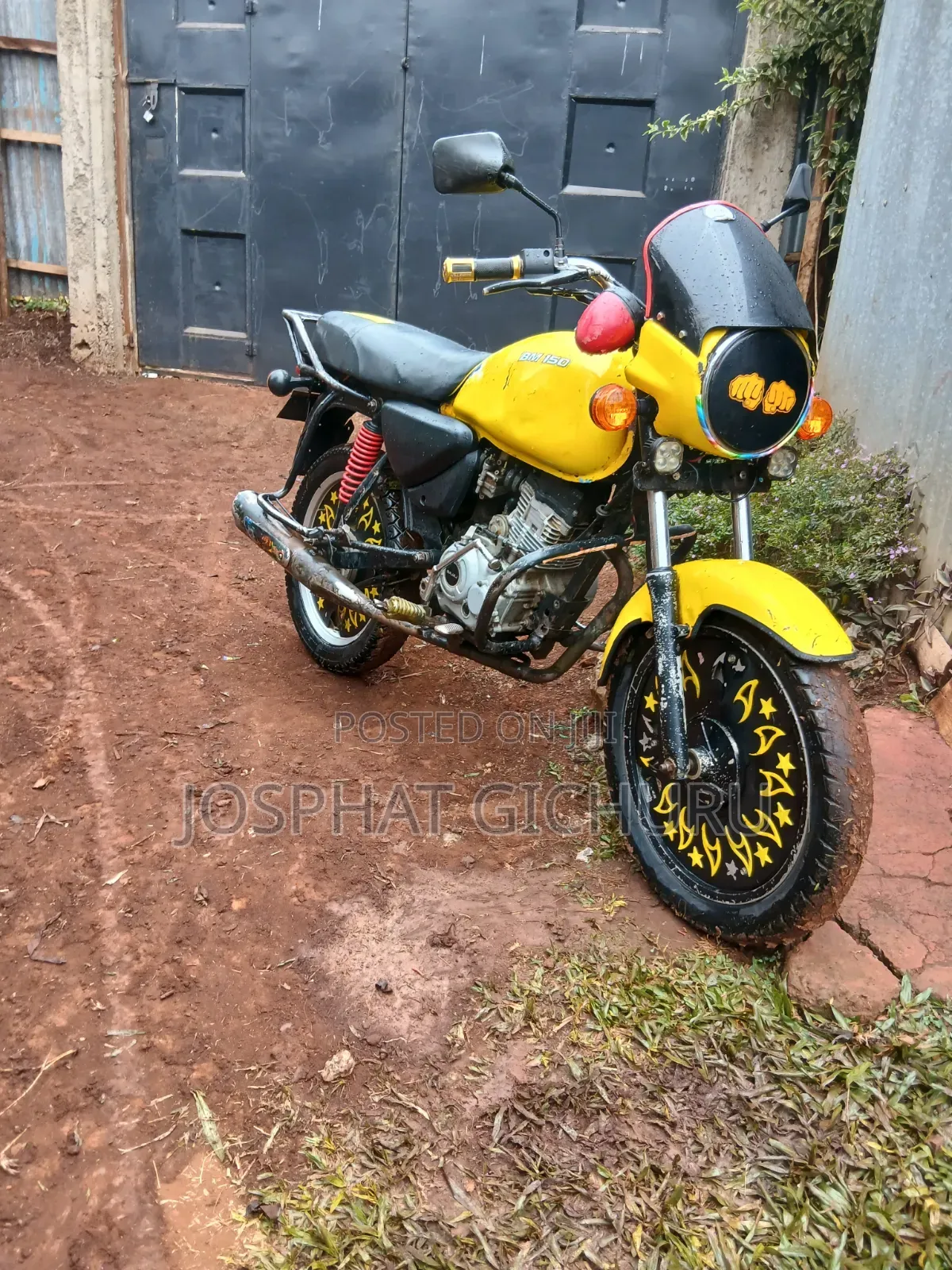 Bajaj Boxer 150 UG 2016