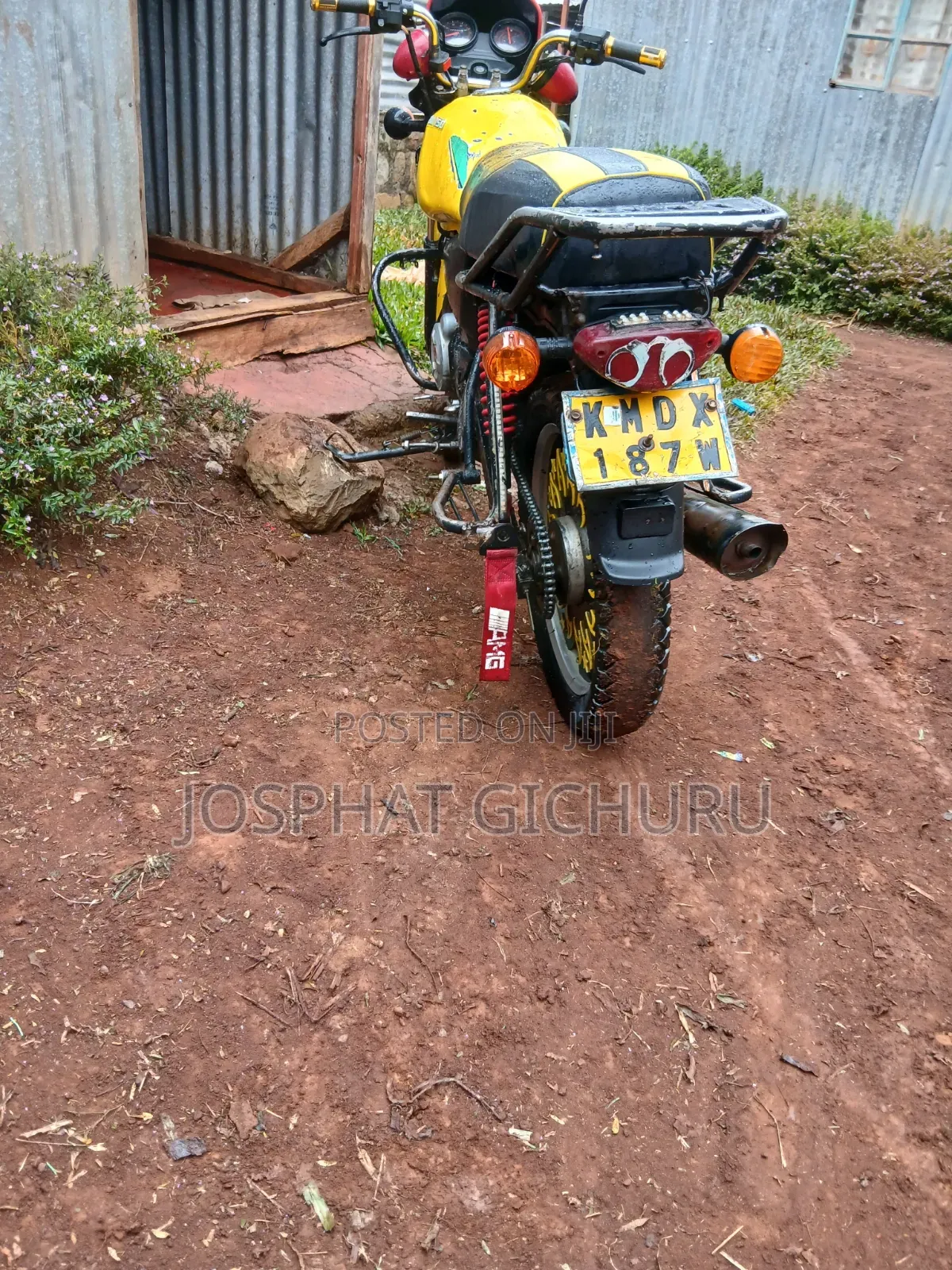 Bajaj Boxer 150 UG 2016