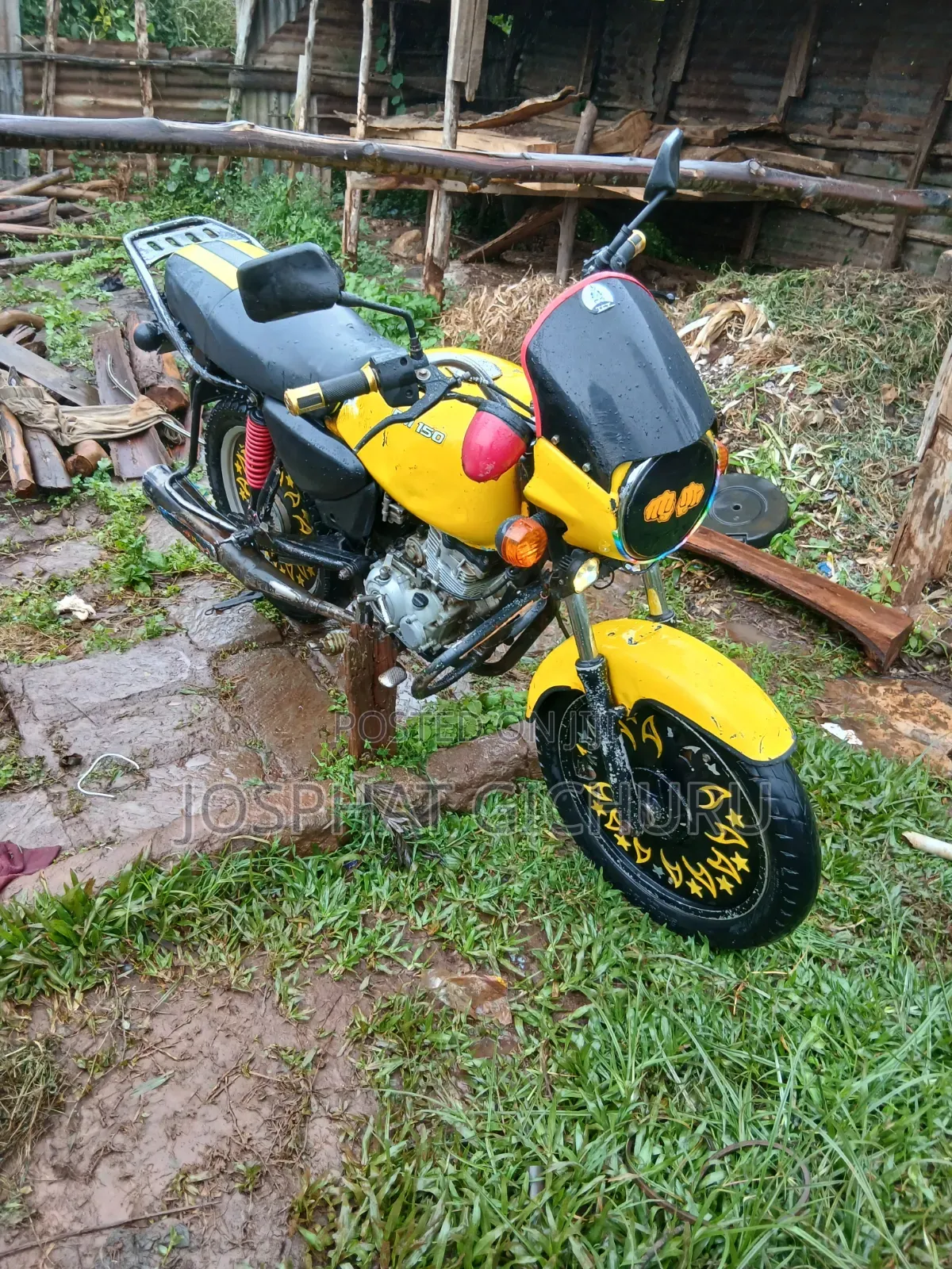 Bajaj Boxer 150 UG 2016