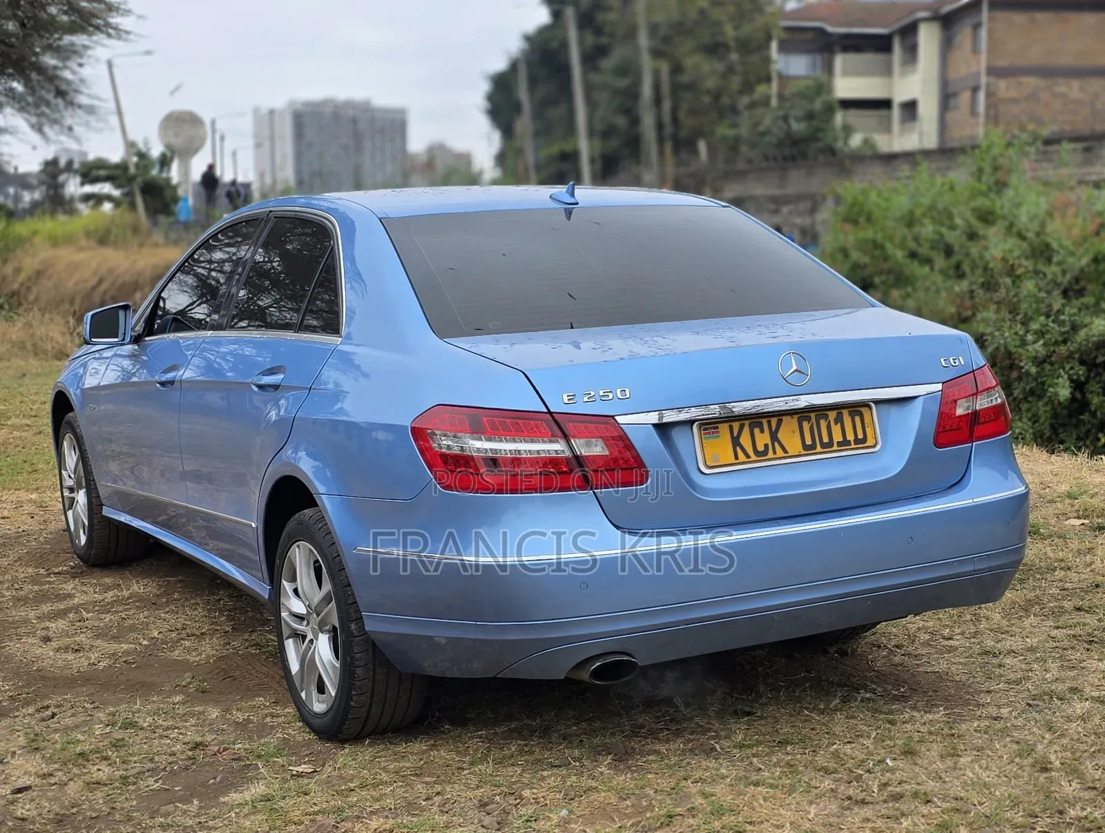 Mercedes-Benz E250 2009 Blue