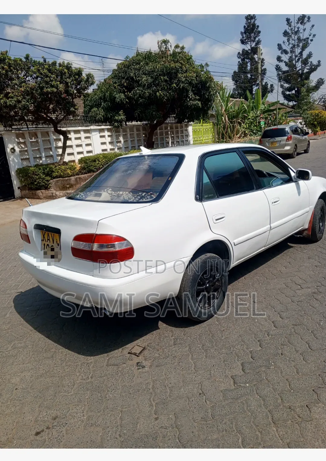 Toyota Corolla Fielder 2001 White