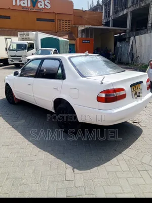 Toyota Corolla Fielder 2001 White