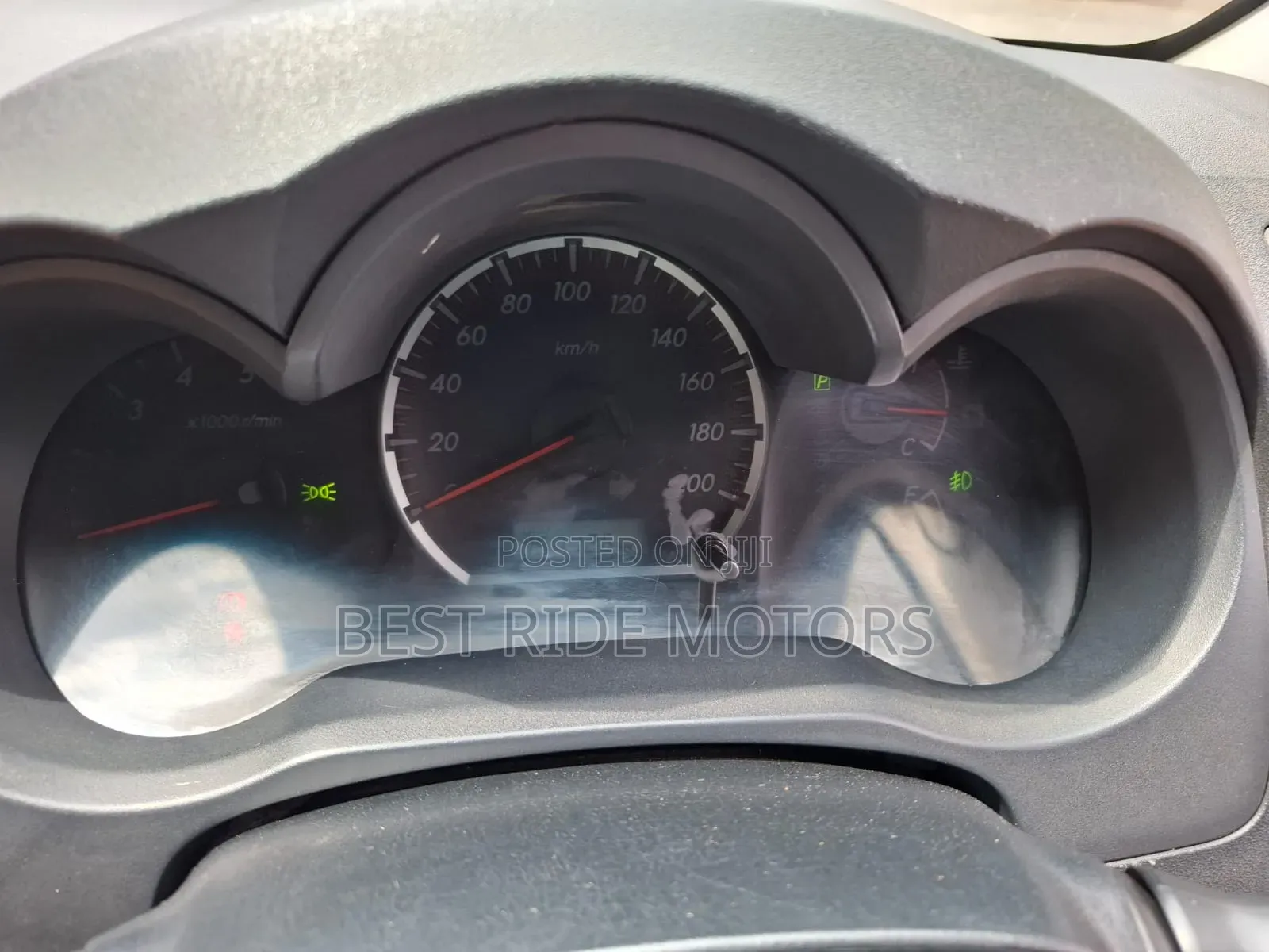 Toyota Hilux 3.0 D-4D 4x4 2012 Silver