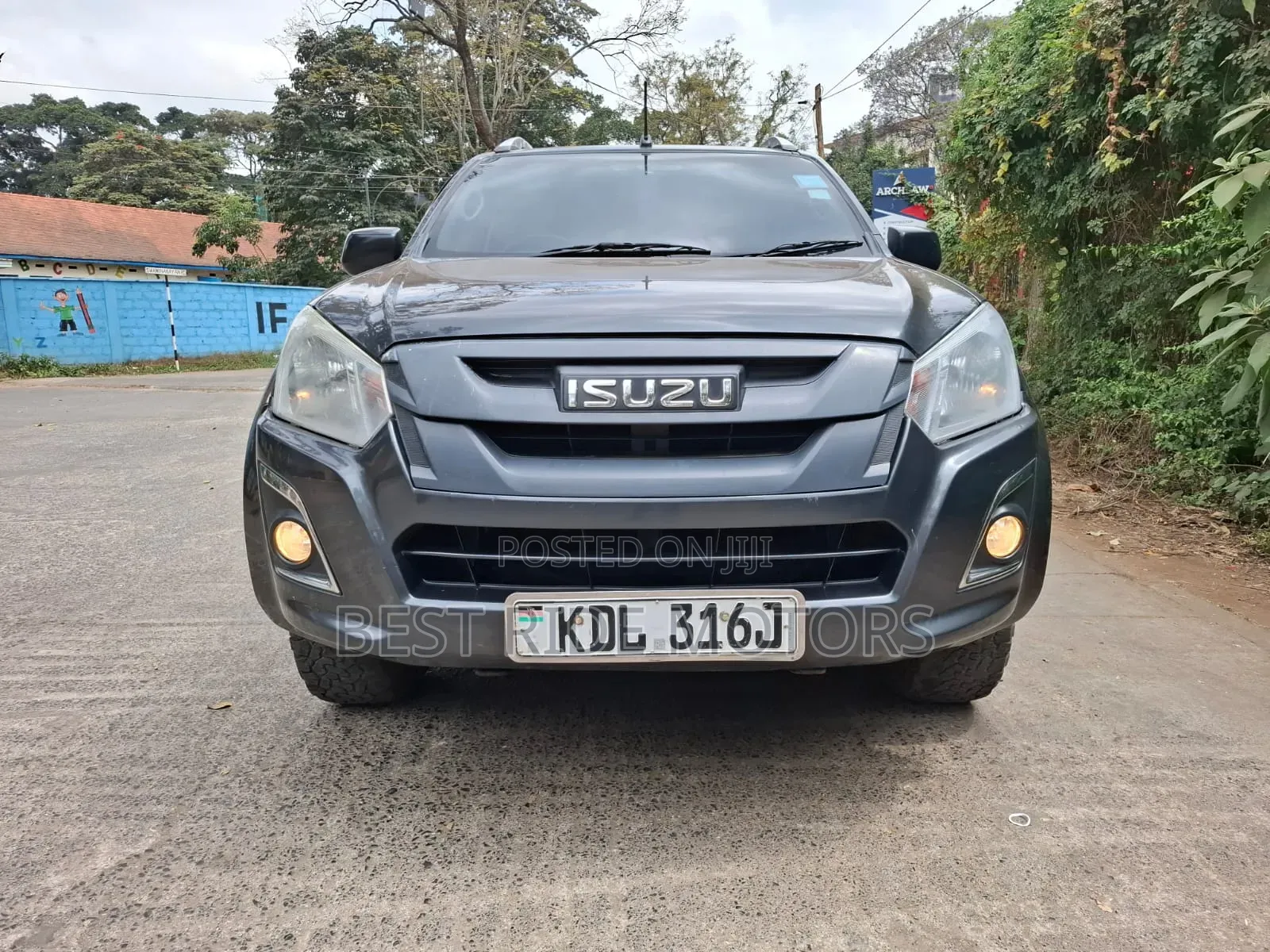 Isuzu D-MAX 2023 Gray