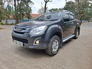 Isuzu D-MAX 2023 Gray