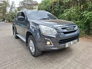 Isuzu D-MAX 2023 Gray