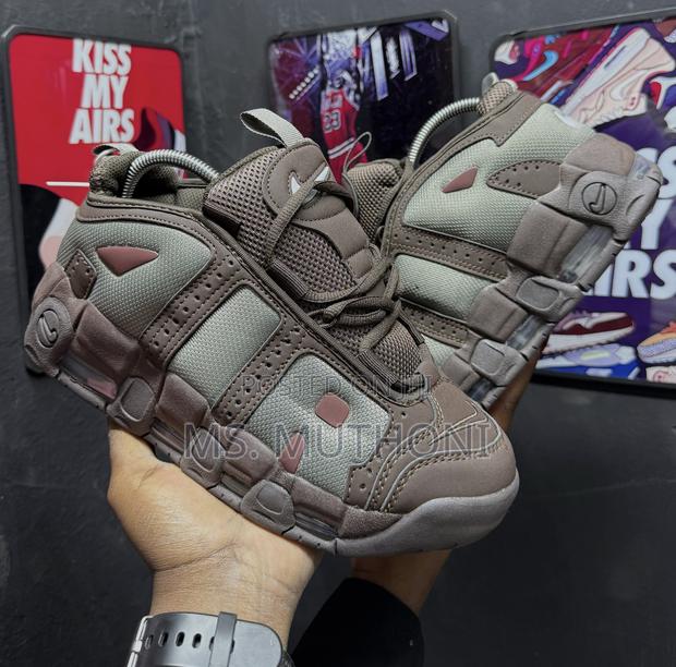 Iconic Nike Air More Uptempo Low Sneakers Size 40-45