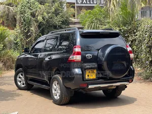 Toyota Land Cruiser Prado 2011 Black