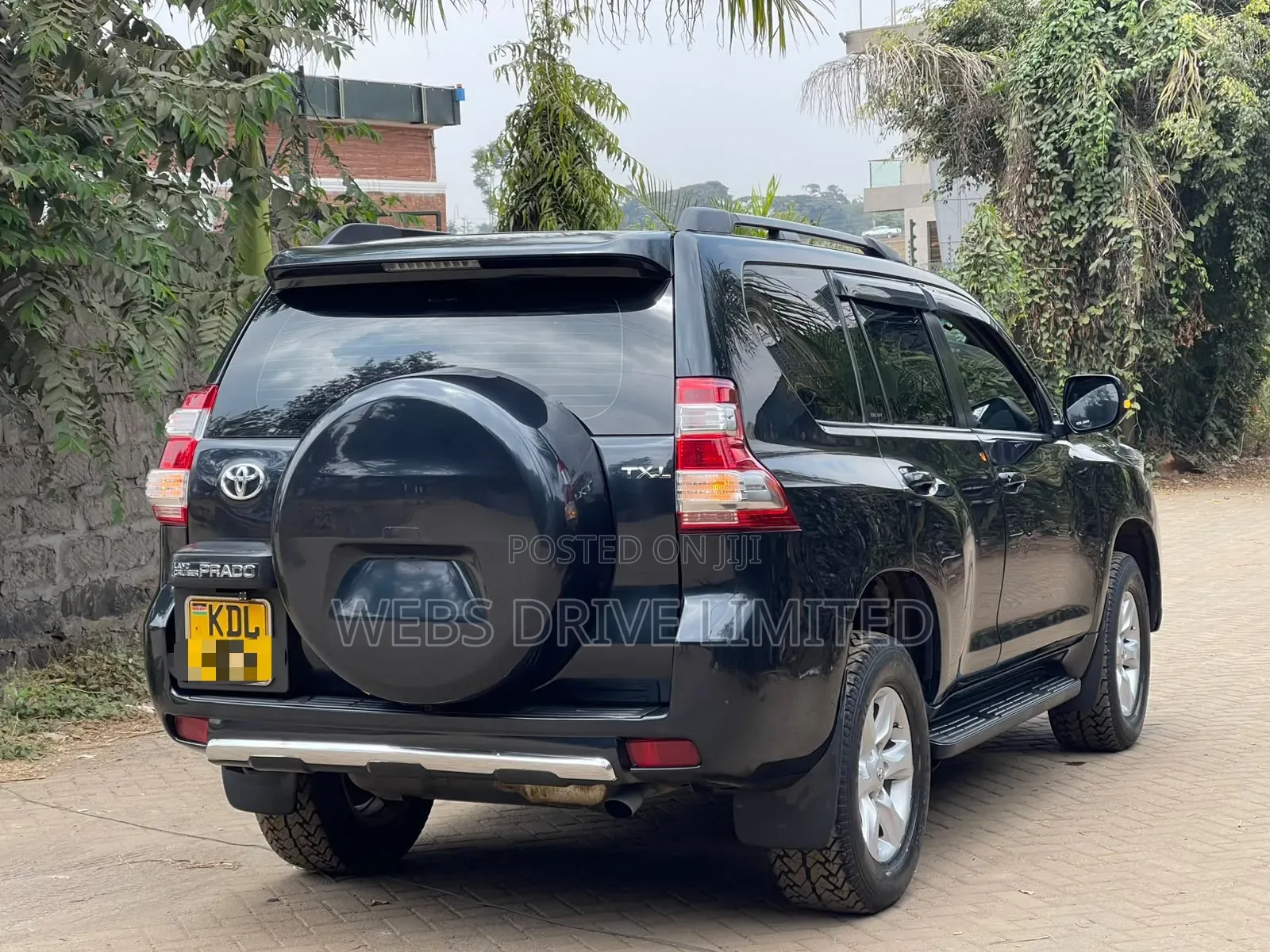 Toyota Land Cruiser Prado 2011 Black