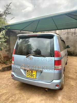 Toyota Noah 2009 Blue