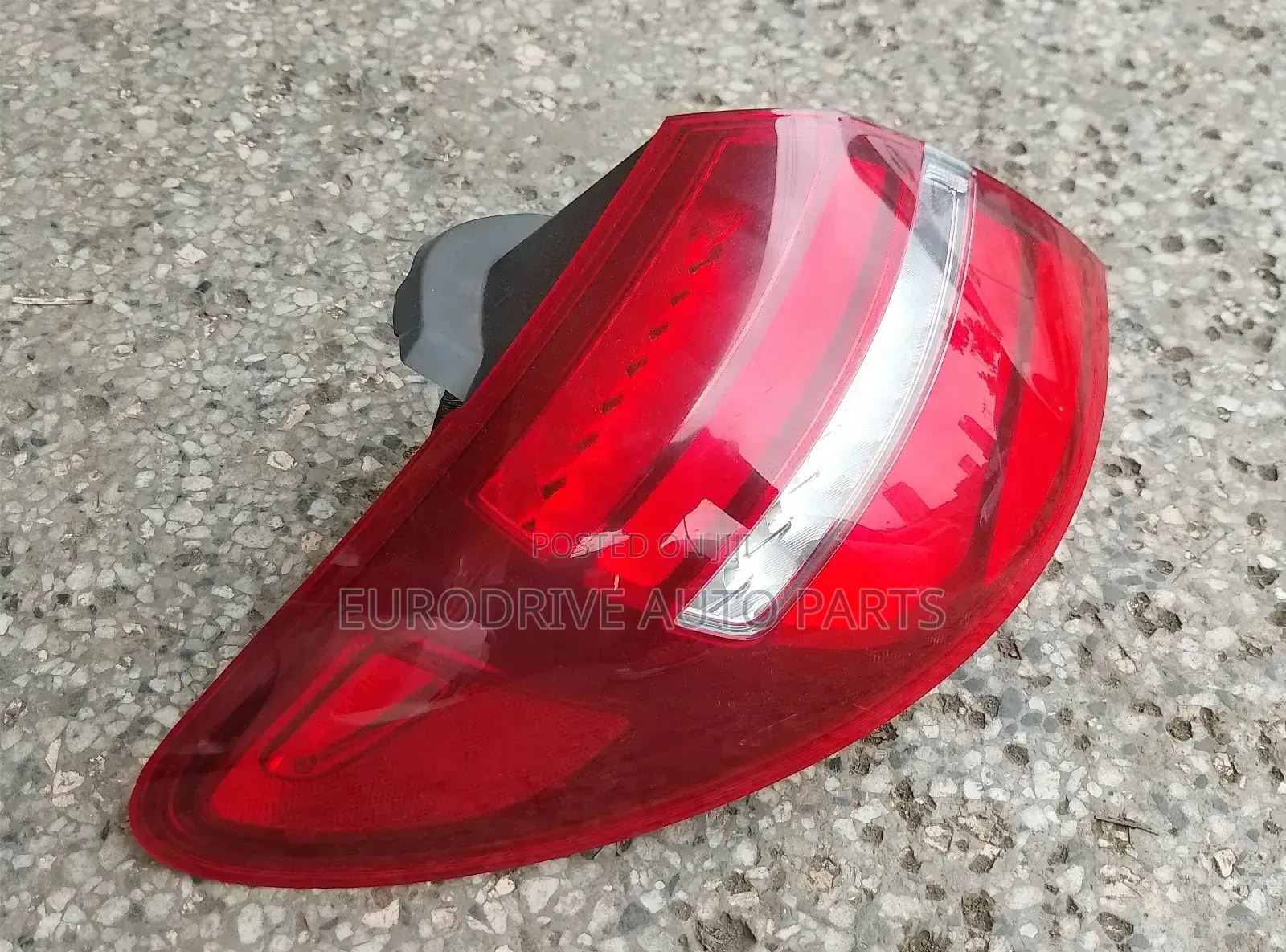 Mercedes Benz B-Class W246 LED Taillight