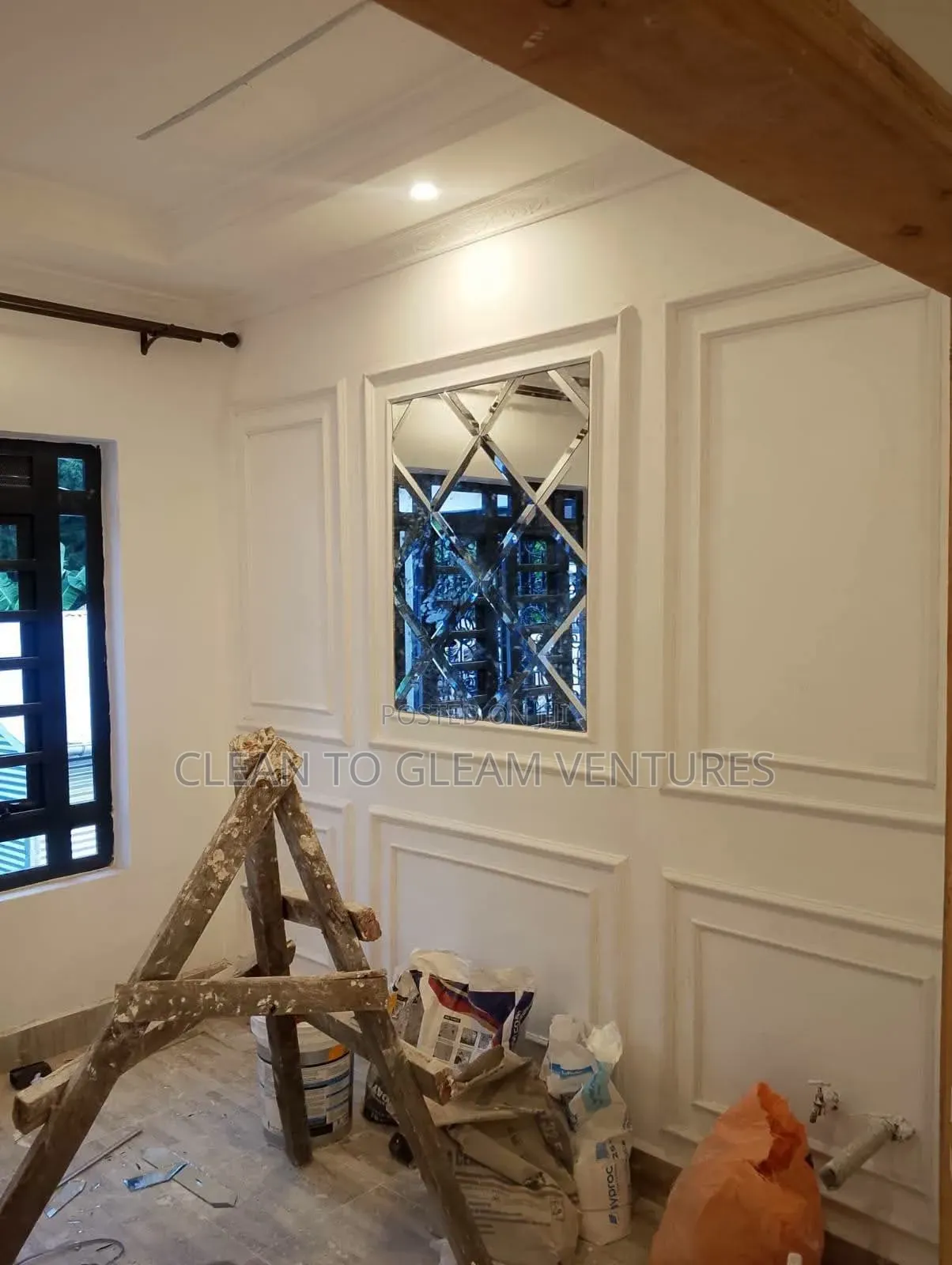 Supply of Wall to Wall Decorative Moulding French Moulding Weinscotin